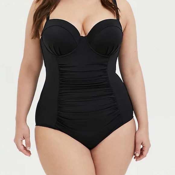 💕SOLD💕 LATTICE BACK UNDERWIRE ONE-PIECE SWIMSUIT - Picture 2 of 5